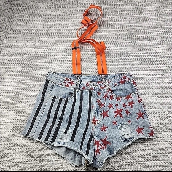 NWT Harley Quinn Birds of Prey Denim Shorts Orange Suspenders Cosplay Sz Medium - Picture 1 of 4